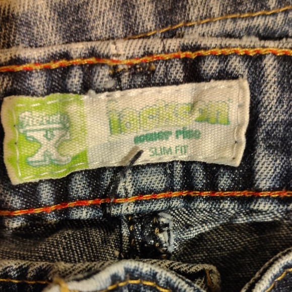 Women's  Blue Jeans - Picture 4 of 9